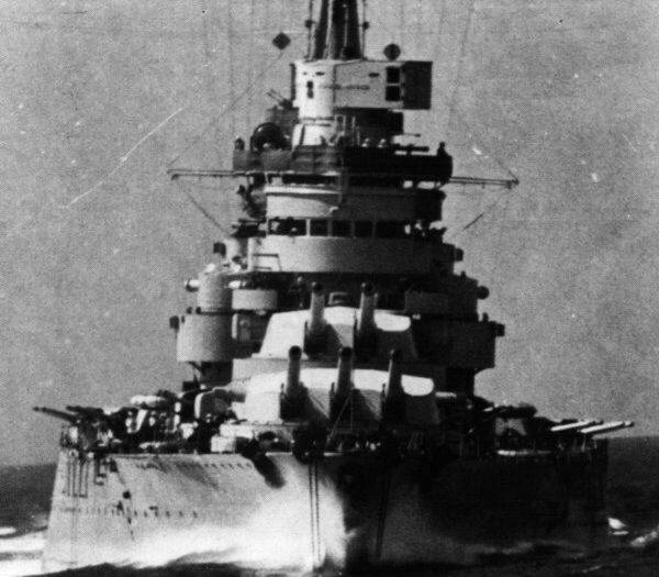 Conte_di_Cavour_05.jpg