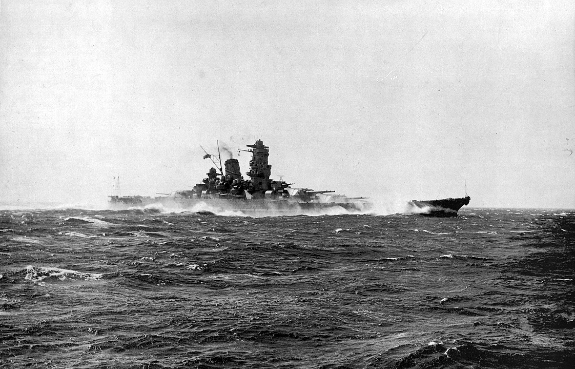 z_Yamato_at_speed.jpg