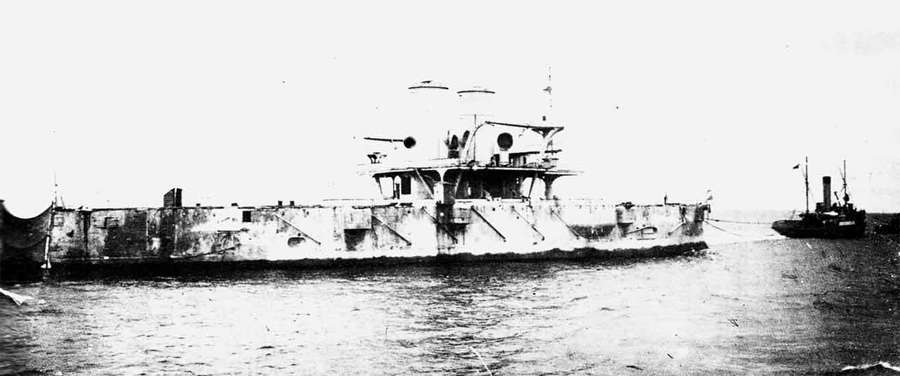 Ekaterina_navsegda_pokideyet_Sevastopol.jpg (36&nbsp;KB)